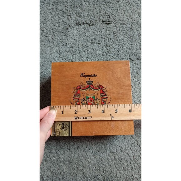 Exquisitos ARTURO FUENTE Wooden Cigar Box - Imported Dominican Republic - EMPTY - Picture 8 of 9